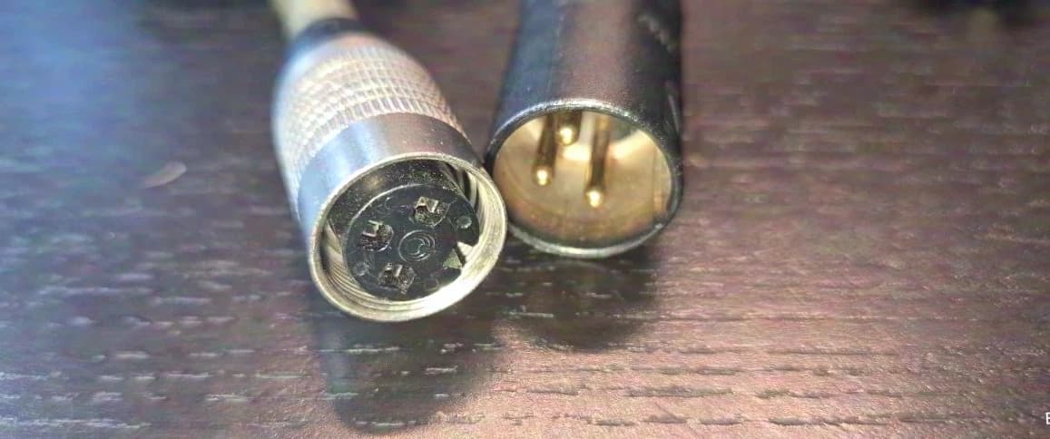 n/a DIN vers XLR