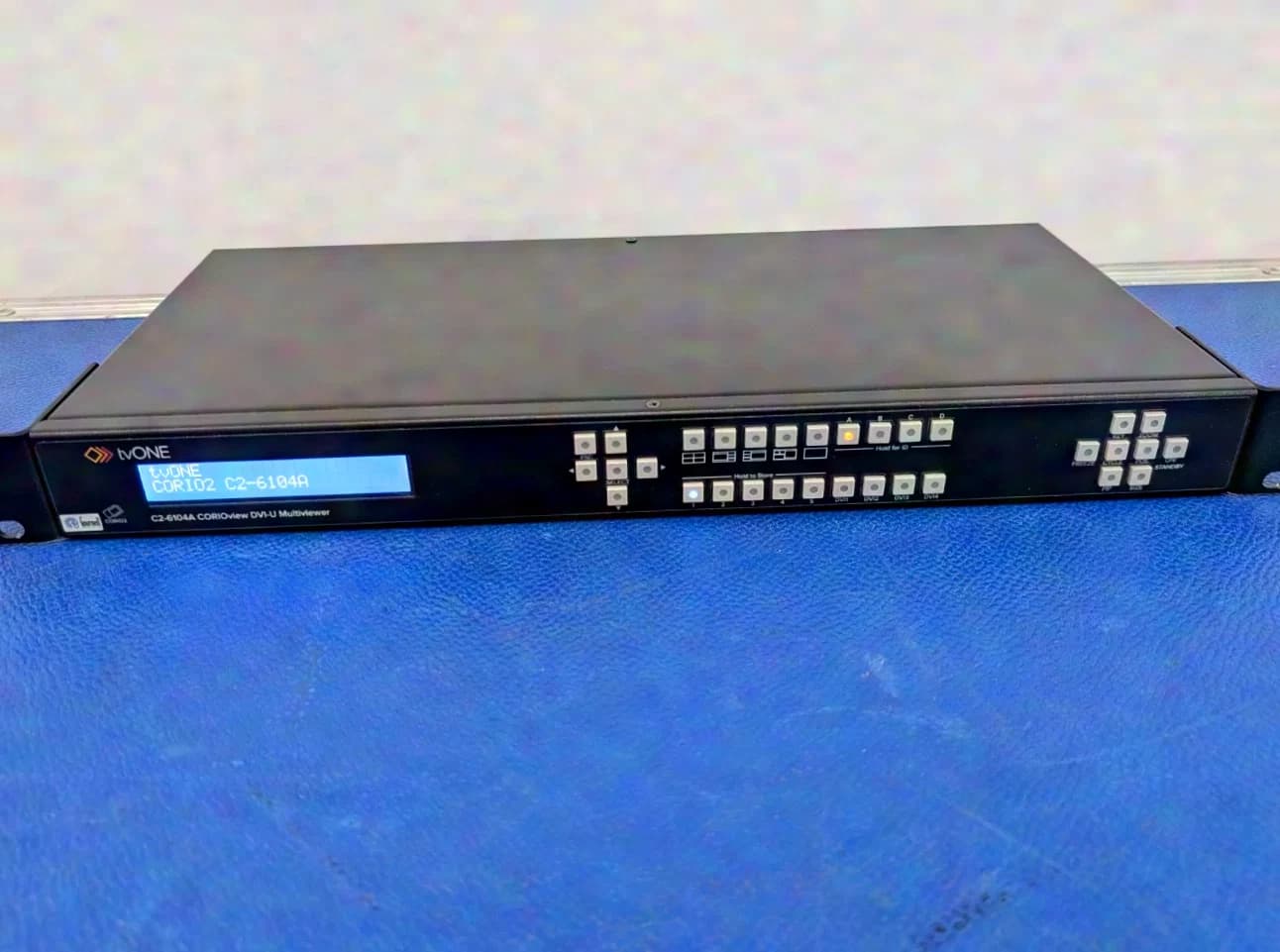 tvONE CORIOview C2-6104A DVI Multiviewer (4 voies)