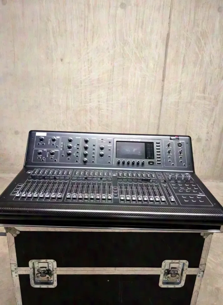 Midas M32 + carte Dante