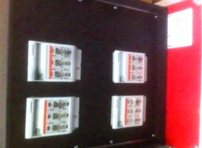 Répartiteur Powerlock 4* CEE 125A