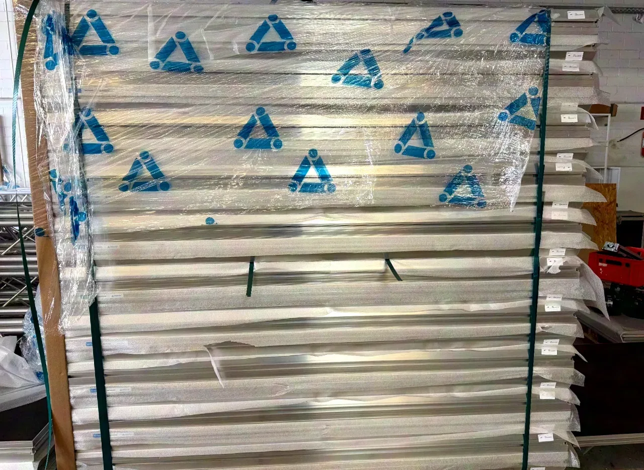 Prolyte Basicline Podium de scène 2x1m Stagedex 200 x 100 cm Plateau de scène intérieur