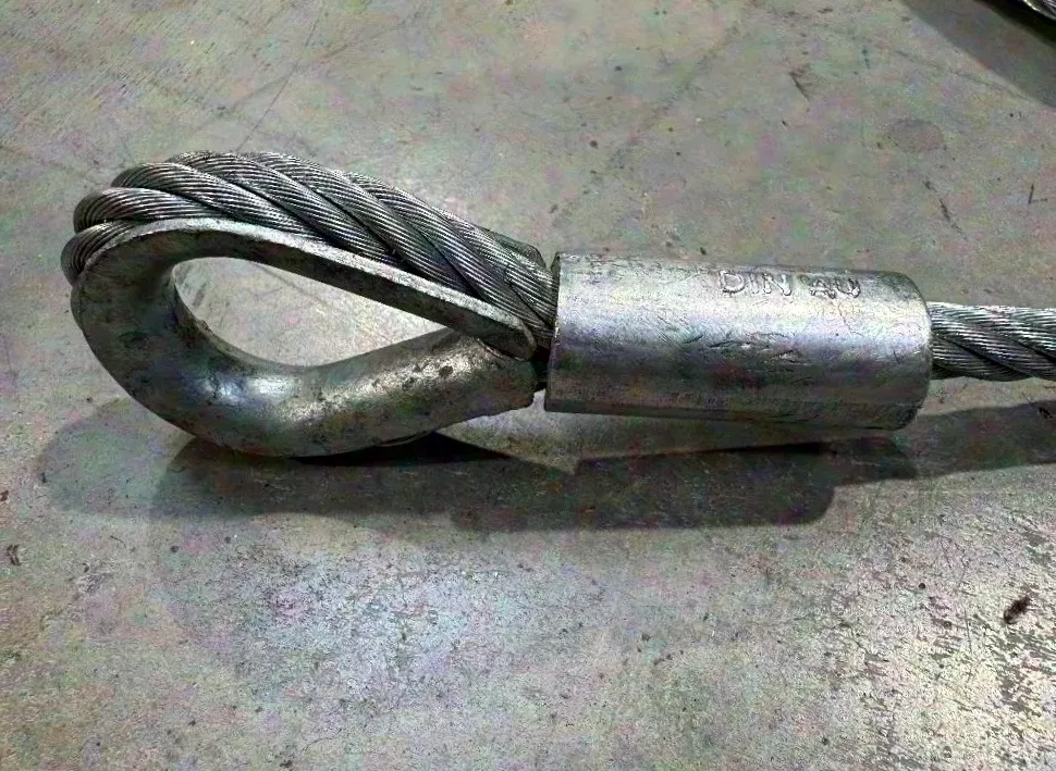 Câble en acier, 7,40m - épaisseur de 10mm