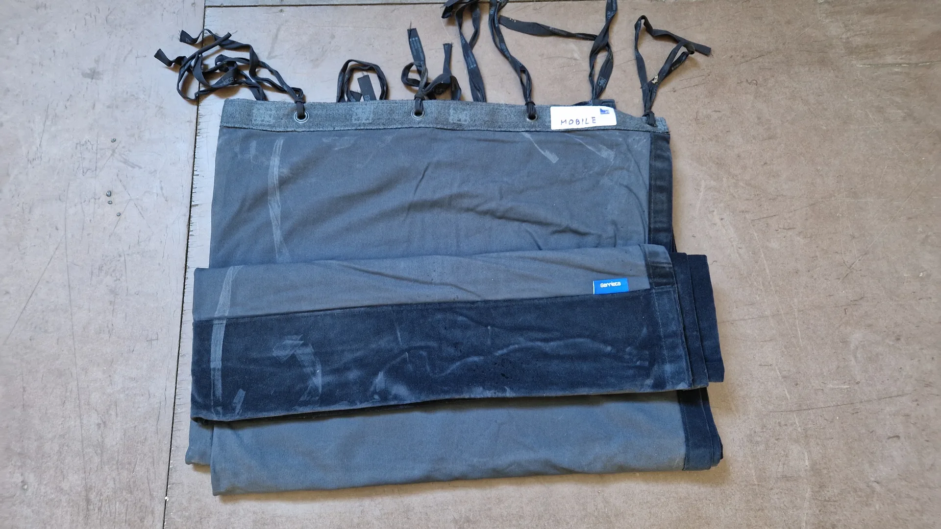 Pendrillons velour noir 4m35 x 2m