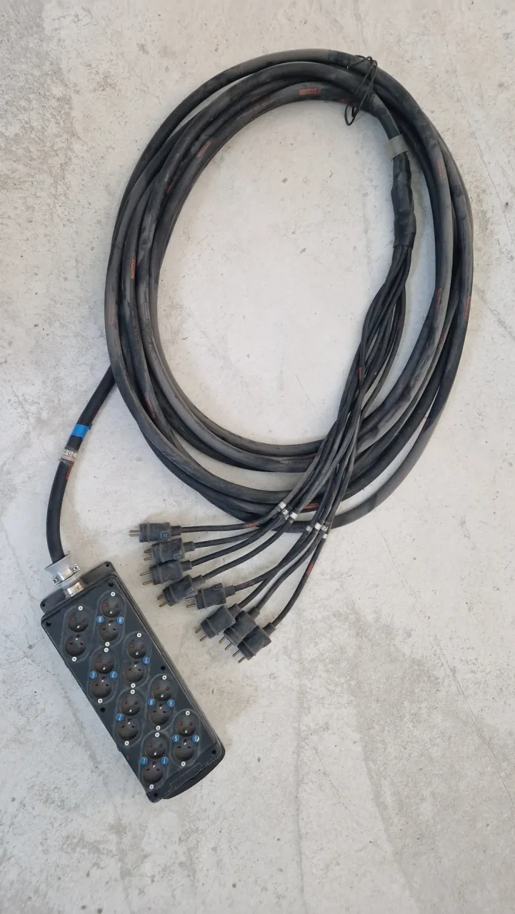 Rallonge électrique - 20 mètres - 8xPC16
