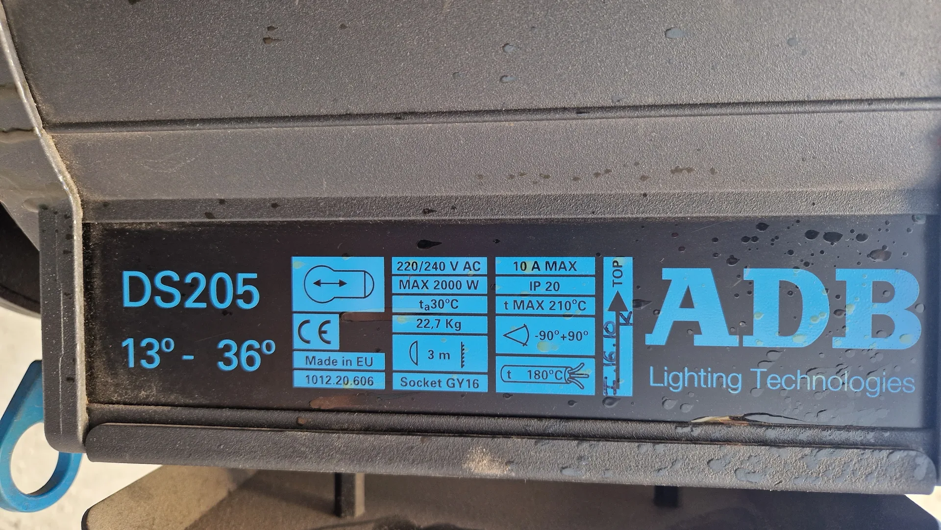 Projecteur Découpe 2Kw ADB DS205