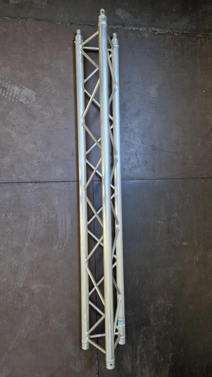 Structure Aluminium triangle - 2m - 28 pièces