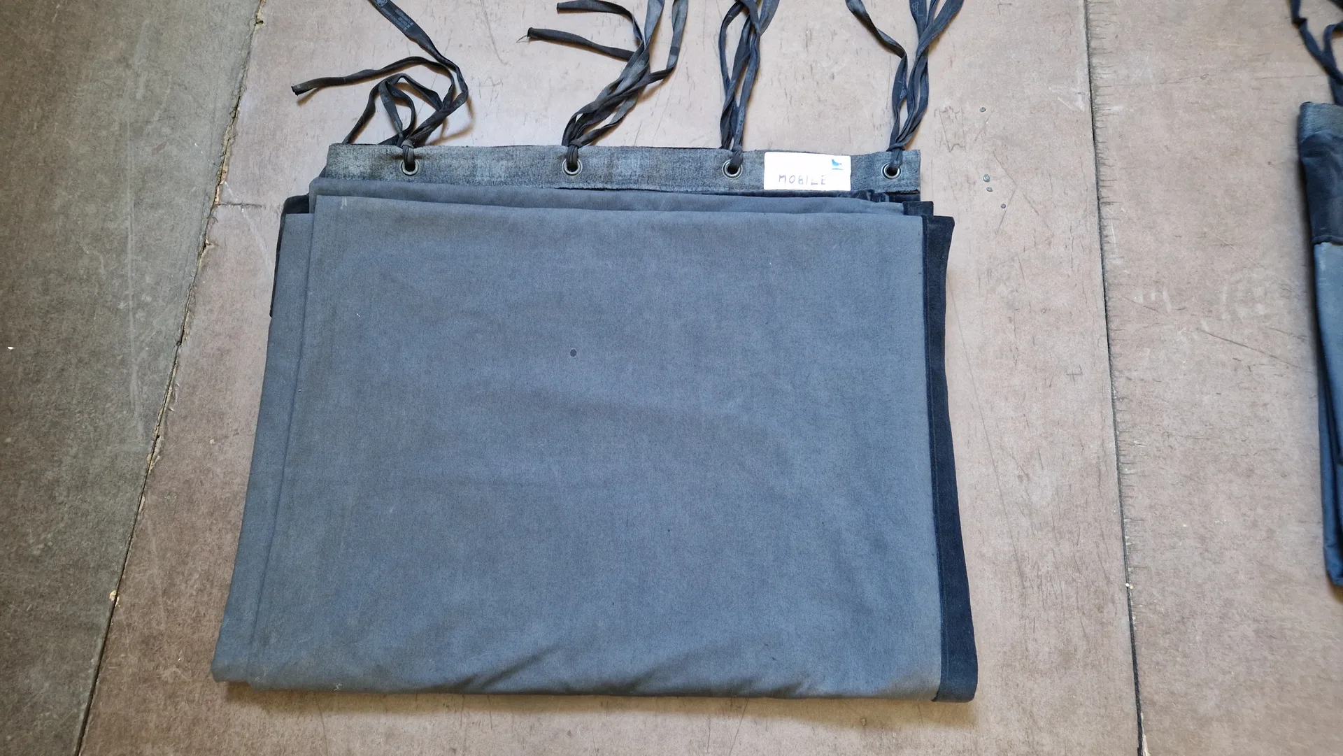Pendrillons velour noir 4m35 x 2m