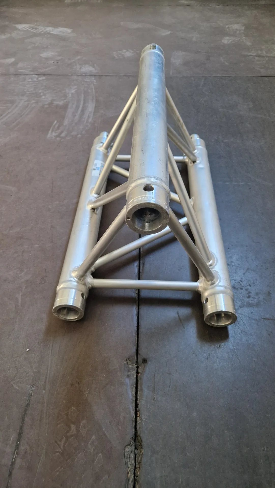 Structure aluminium triangle - 0.5m - 10 pièces