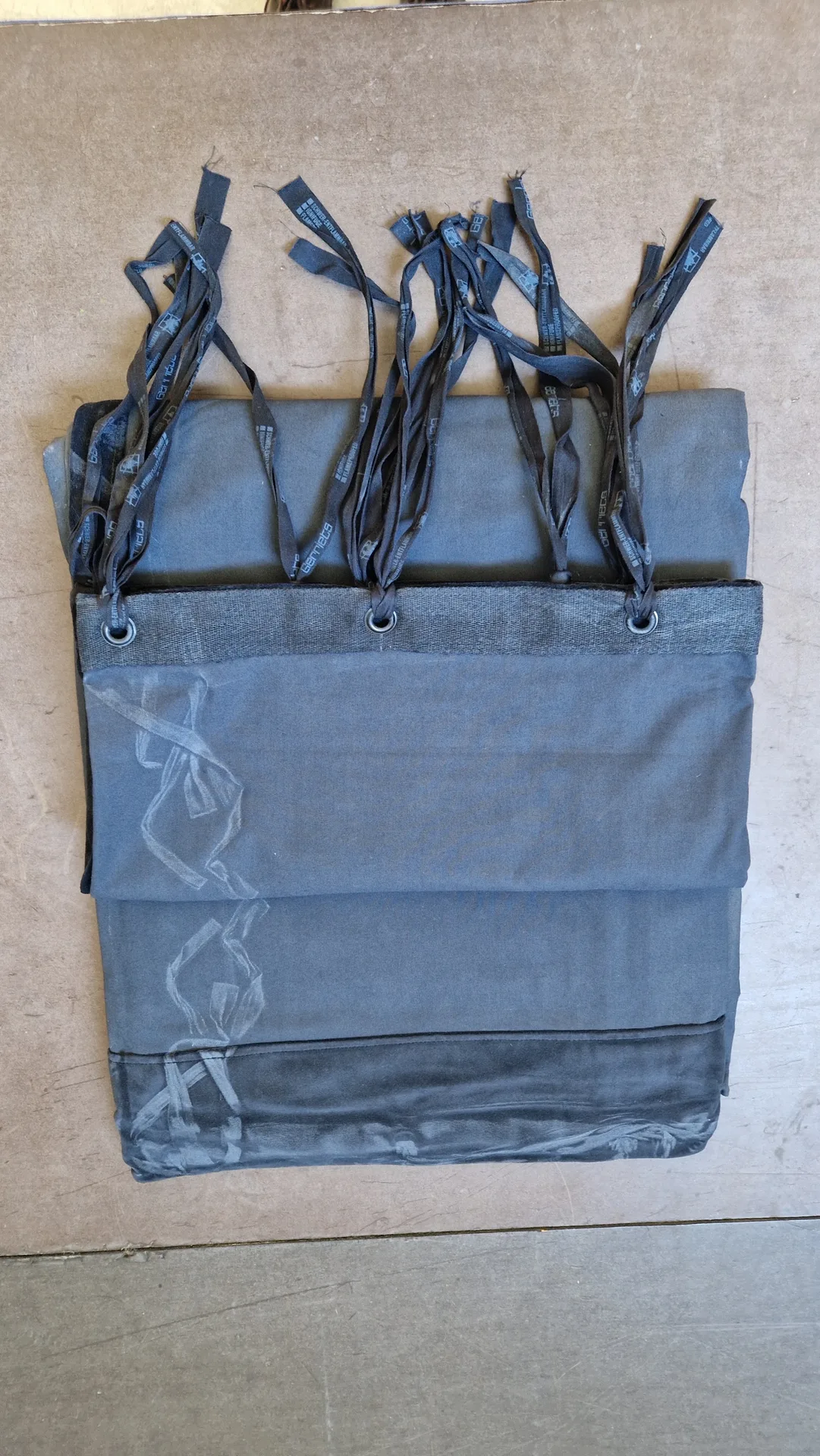 Pendrillons velour noir 4m35 x 1m44