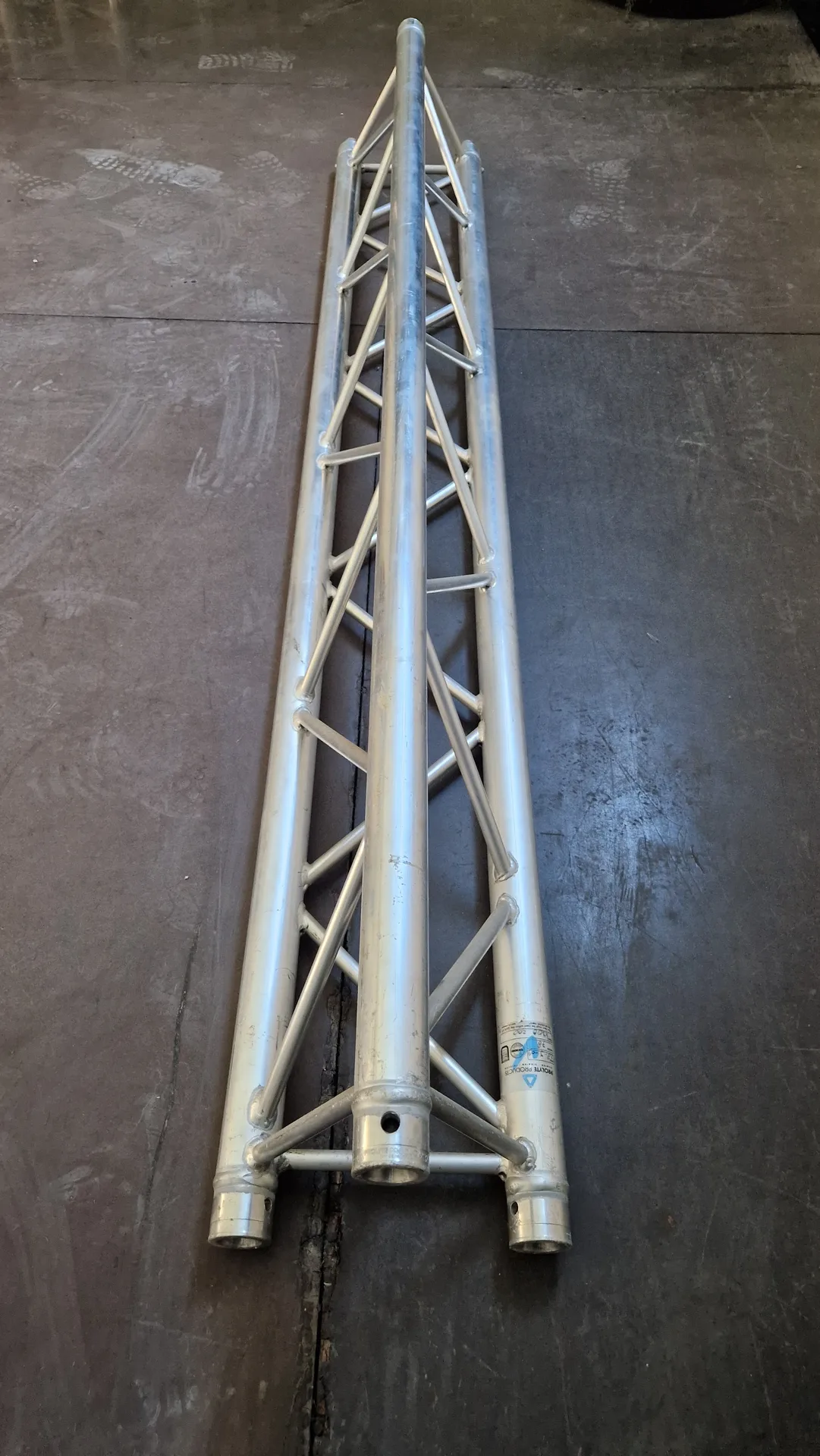 Structure Aluminium triangle - 2m - 28 pièces
